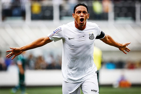 Ricardo Oliveira (Santos) - 10 gols a essa altura em 2015 por Divulgação