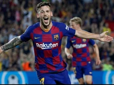 Imagem - Ex-Barcelona é hospitalizado após ser mordido no pênis por cachorro