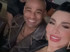 Imagem - Vídeo flagra Jenny Miranda e Cezar Black aos beijos após jantar com amigos