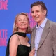 Imagem - Liam Neeson e Pamela Anderson abrem o jogo sobre possível romance