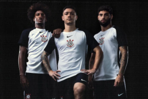 Corinthians - R$ 665 (jogador) / R$ 332,50 (torcedor)  por Divulgação