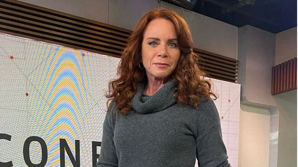 Leilane Neubarth  por Reprodução