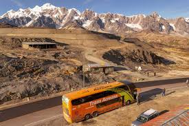 Maior rota de ônibus do mundo por Reprodução