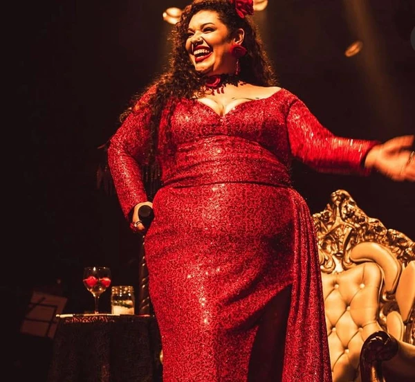 Aila Menezes por divulgação