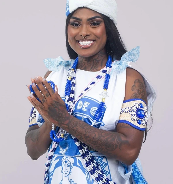 A Dama por Divulgação