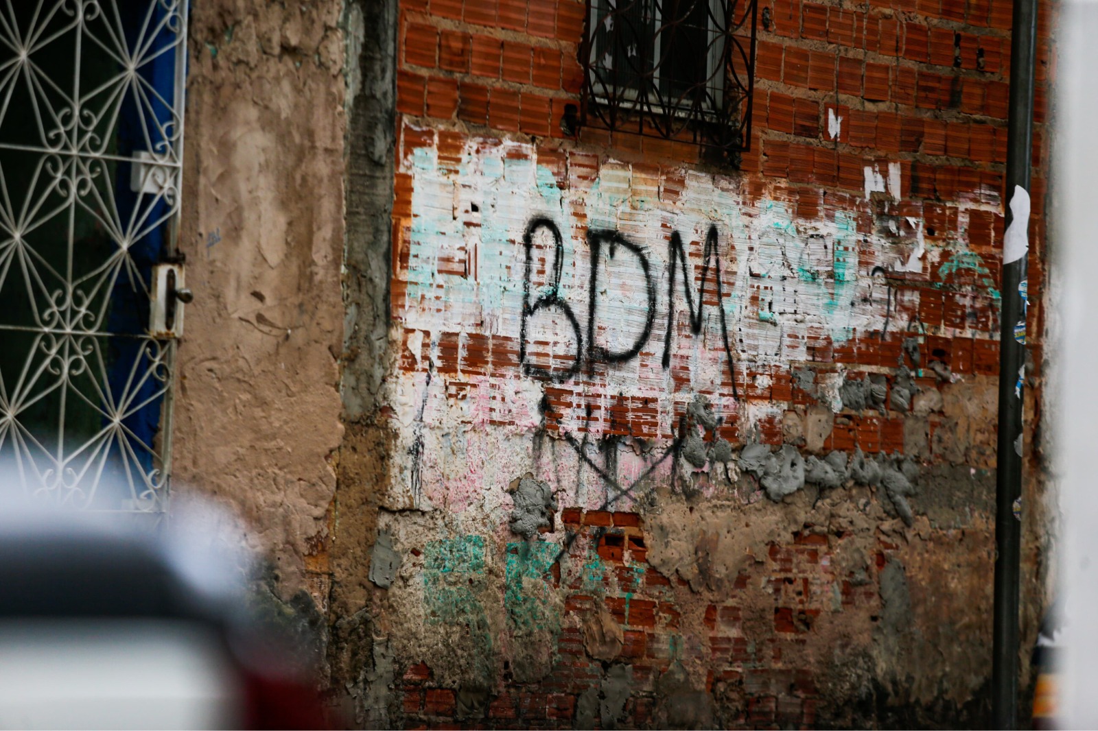 Waldir morava em área do BDM por Reprodução