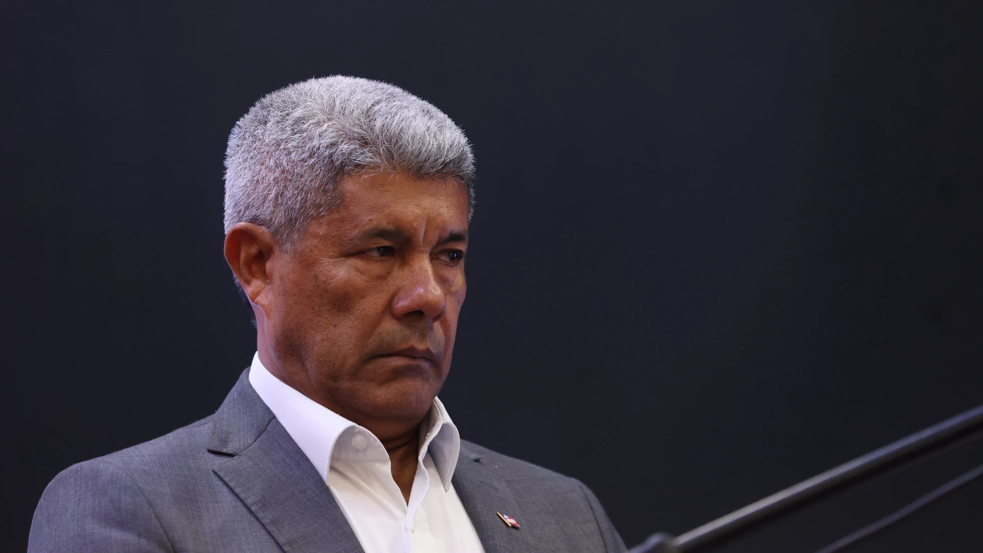 Imagem - Pesquisa escancara fadiga do PT, o negacionismo de Jerônimo na violência e o sambarilove do governo