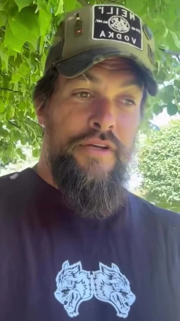 Antes e depois de Jason Momoa por Reprodução/Instagram