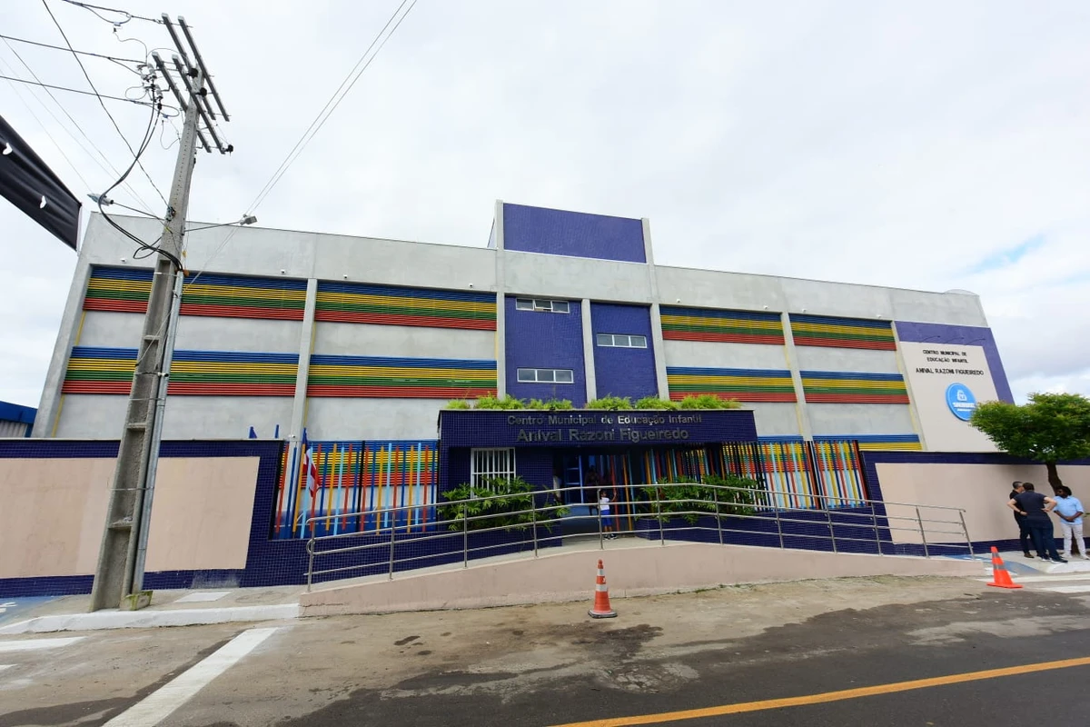 Centro Municipal de Educação Infantil (Cmei) Anival Razoni Figueiredo, em Dom Avelar