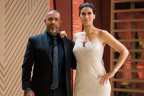 Henrique Fogaça e Paola Carosella por Reprodução