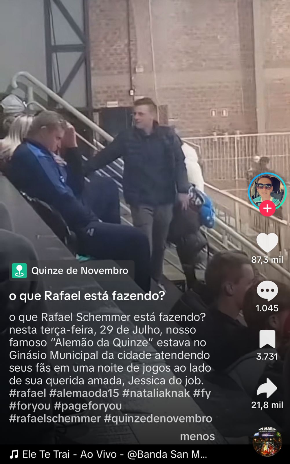 Homem exposto no 'chá revelação da traição' aparece em ginásio por Reprodução