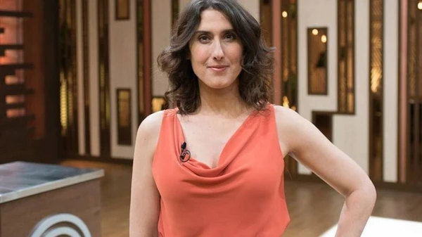 Paola Carosella por Reprodução