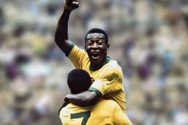 Pelé comemorando gol na Copa de 70 