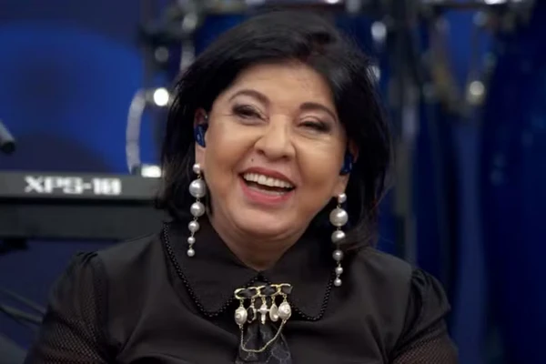 Roberta Miranda por Reprodução