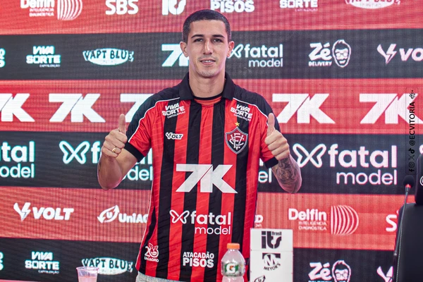 Apresentação de Aitor Cantalapiedra 