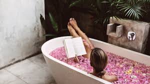 Banho relaxante por Shutterstock
