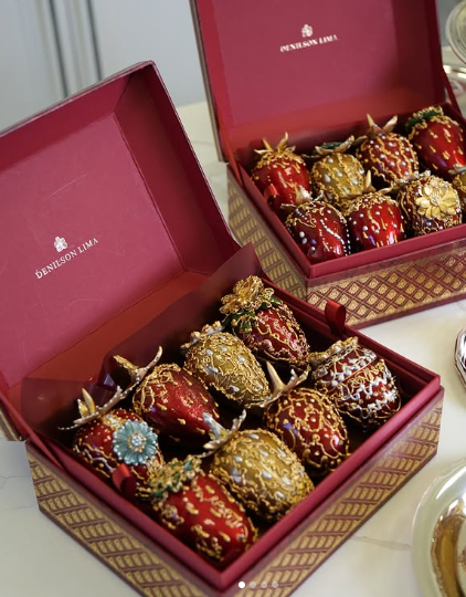 Confeiteiro famoso lança Morango do Amor de luxo por Reprodução