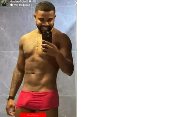 Davi posa nas redes