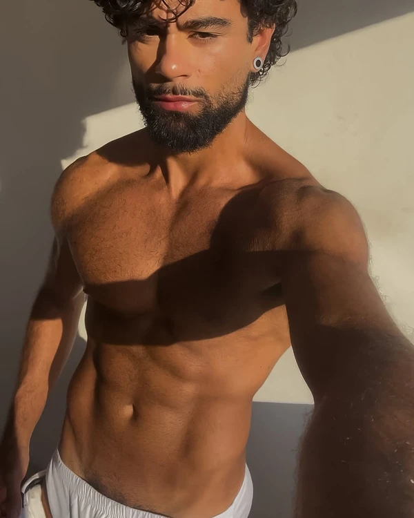 Hélyo Felipe por Reprodução/Instagram