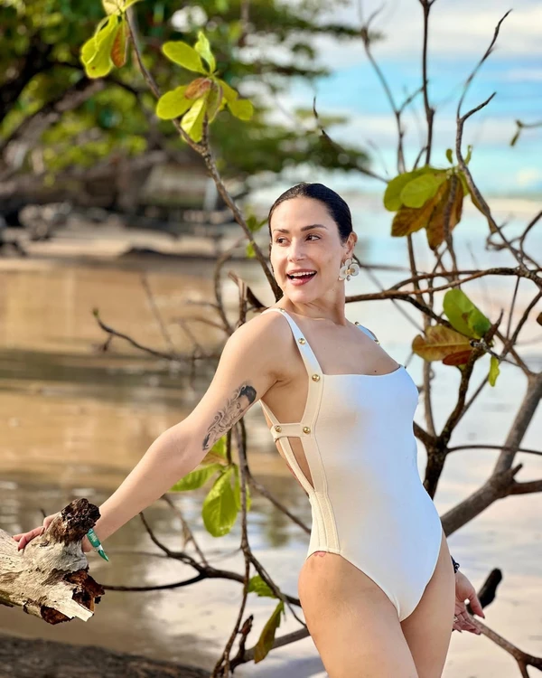 Nadja Haddad  por Reprodução/Instagram