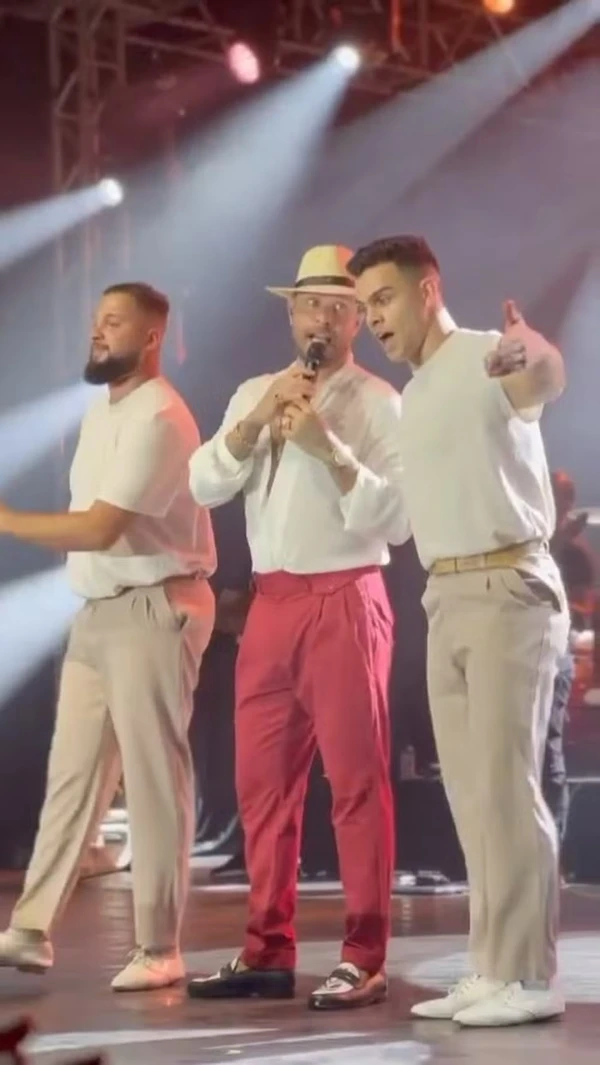 O dançarino e professor Eduardo Rangel com Diogo Nogueira por Reprodução/Instagram