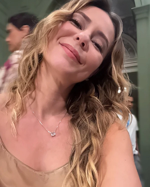 Paolla Oliveira como Heleninha Roitman em 'Vale Tudo' por Reprodução/Instagram