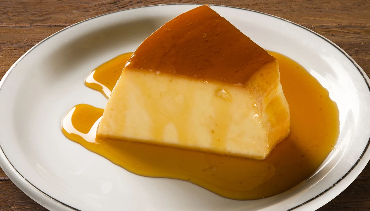 Pudim de leite condensado perfeito e sem furinhos por Reprodução