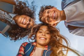 Racismo tem danos imensos na vida da criança por Shutterstock