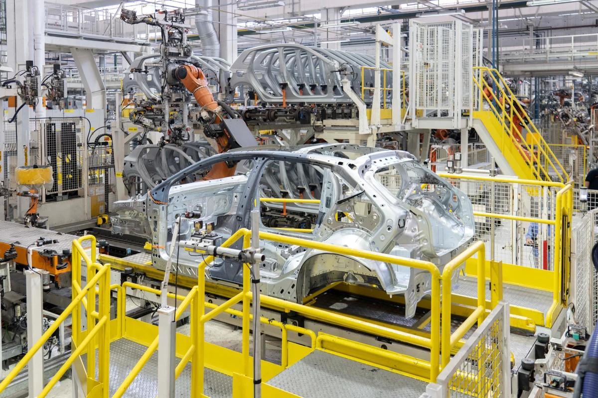 Empresas como a Volkswagen, que produzem no Brasil, chegam a mais de 80% de nacionalização