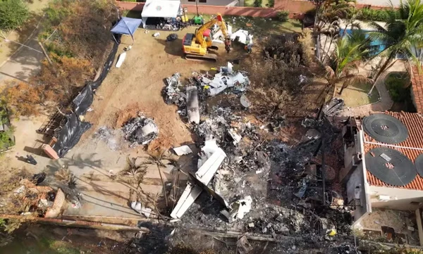 Avião da Voepass caiu em Vinhedo, matando 62 pessoas