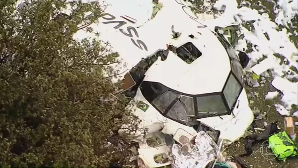 Avião que caiu em Vinhedo por  Reprodução/TV Globo