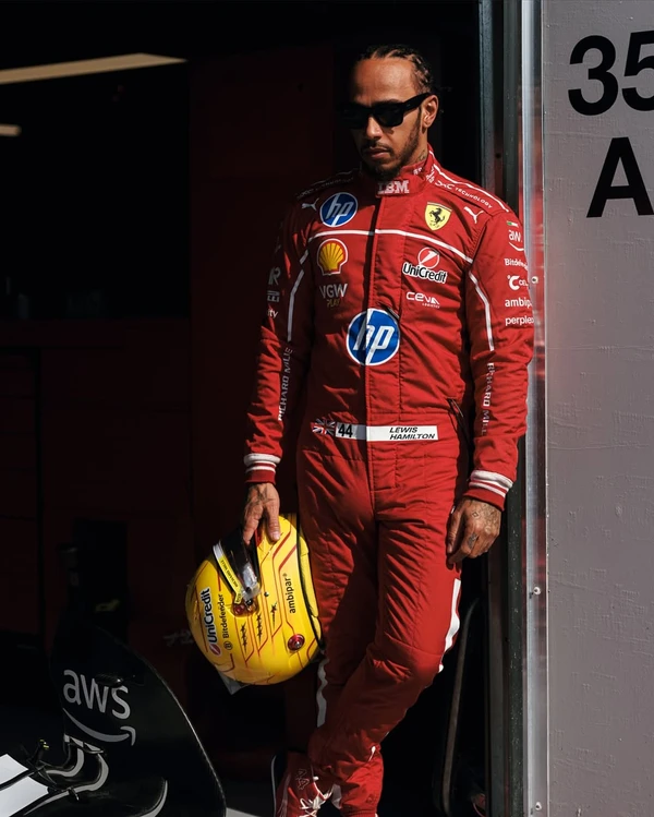 Lewis Hamilton por Reprodução/Instagram