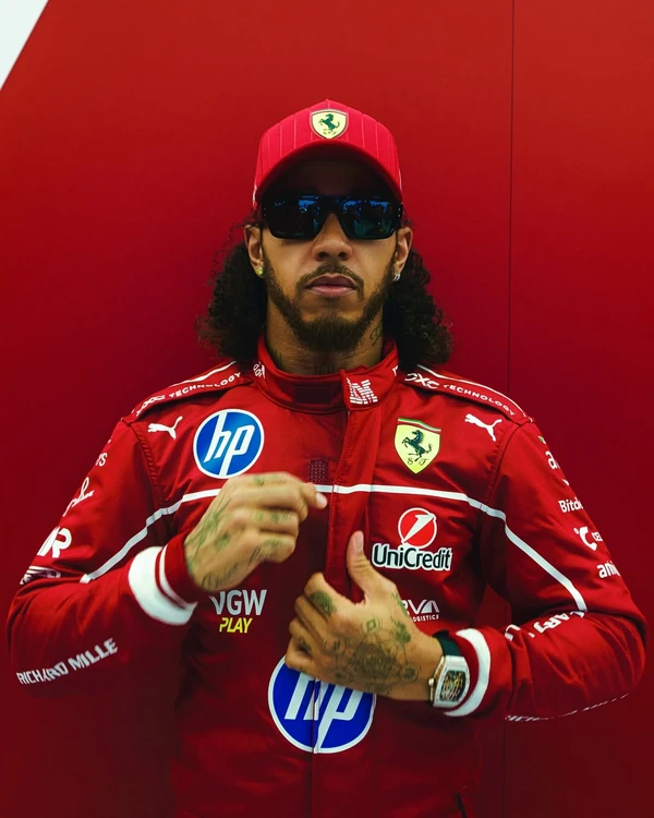 Lewis Hamilton por Reprodução/Instagram