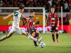 Imagem - Filme repetido: Vitória começa bem, mas cede empate no final