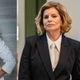 Imagem - Raquel enfrenta Odete e disputa pela Paladar explode em ‘Vale Tudo’ desta segunda (4)