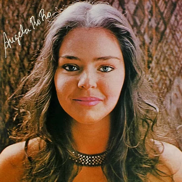 A capa do primeiro disco, "Angela Ro Ro", lançado em 1979 por Divulgação