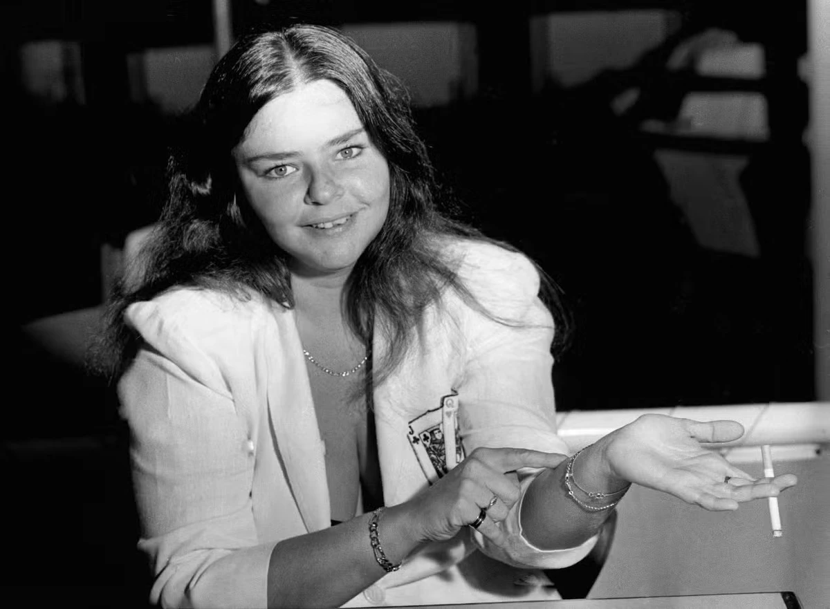 Angela Ro Ro em entrevista coletiva dada a jornalistas, em 1981 por Divulgação/Aníbal Philot