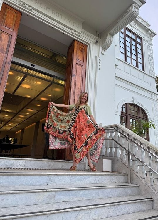 Helô Pinheiro se tornou um ícone da cultura brasileira por Reprodução/Instagram