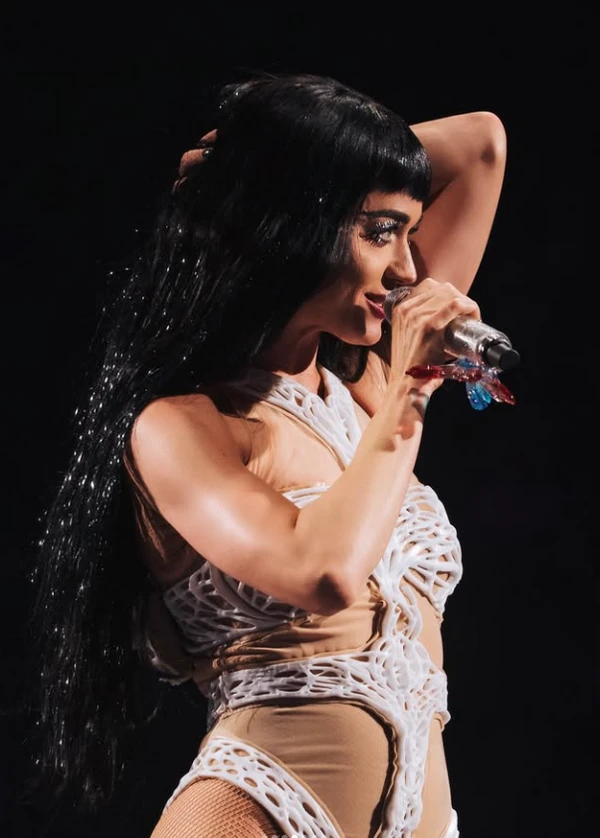 Katy Perry por Reprodução | Instagram