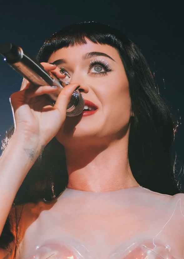 Katy Perry por Reprodução | Instagram