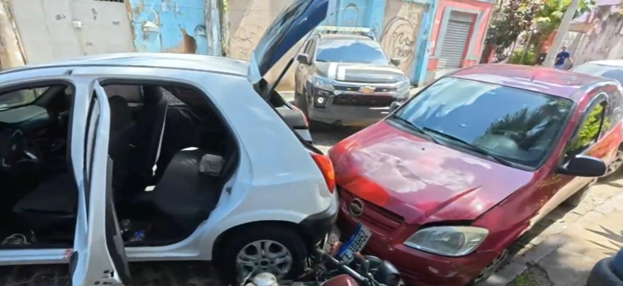 Suspeito de liderar tráfico no Comércio é morto e esposa é presa durante confronto por TV Bahia
