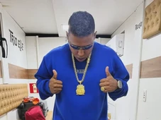 Imagem - Cantor baiano MC 7Kssio fica ferido em acidente de moto e é hospitalizado