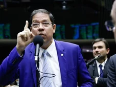 Imagem - Vice da Câmara faz ameaça e diz que anistia vai à votação se Motta se ausentar