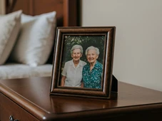 Imagem - Fotos de parentes já falecidos podem estar sugando sua energia; entenda o motivo