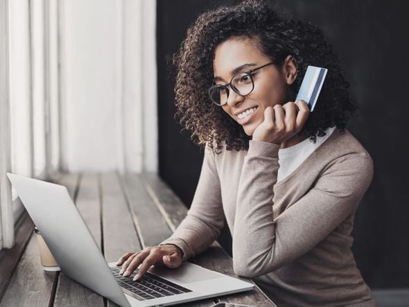 Imagem - Vai comprar o presente de Dia dos Pais na internet? Veja dicas para evitar golpes