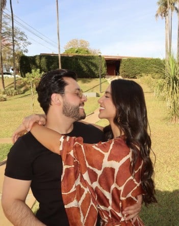 Gabriela Versiani e Murilo Huff por Reprodução
