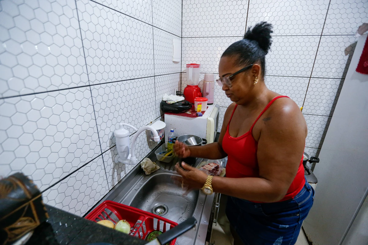 Problemas com a falta de água em Salvador por Arisson Marinho/CORREIO