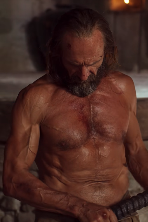 Ralph Fiennes por Reprodução | TikTok