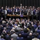 Imagem - Com policiais e parlamentares na mesa, Hugo Motta abre sessão com mais de 24h de atraso
