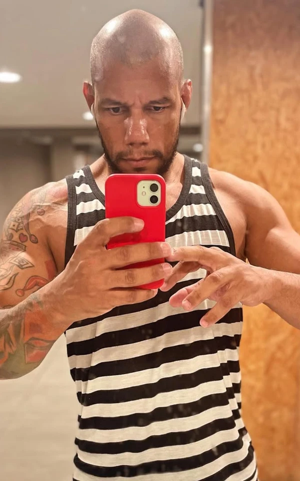 Allan Liberato de Oliveira por Reprodução